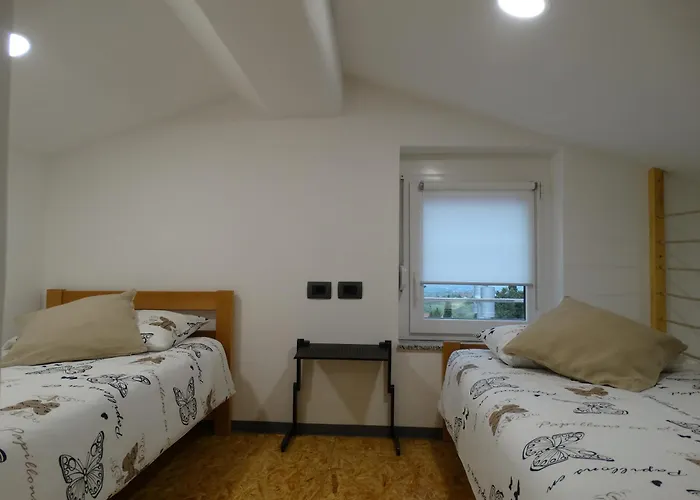 Apartma Vista Cezarji